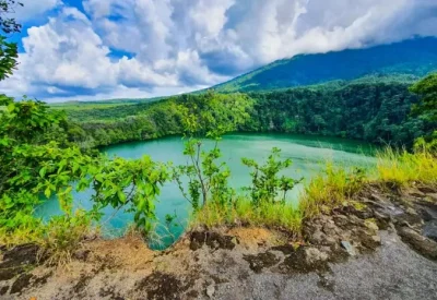 Tempat Wisata di Ternate, Menikmati Pesona Pulau Rempah dengan Panorama Eksotis